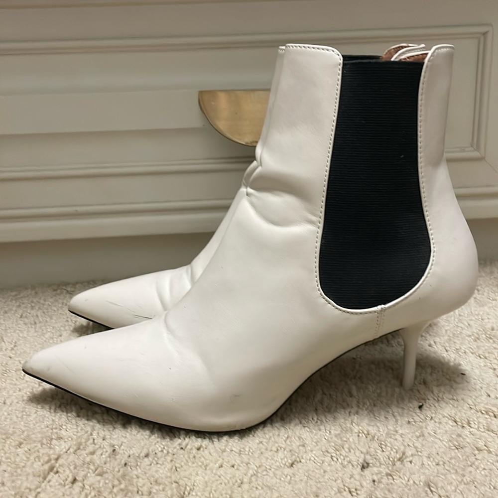 White Kitten heel Zara Booties